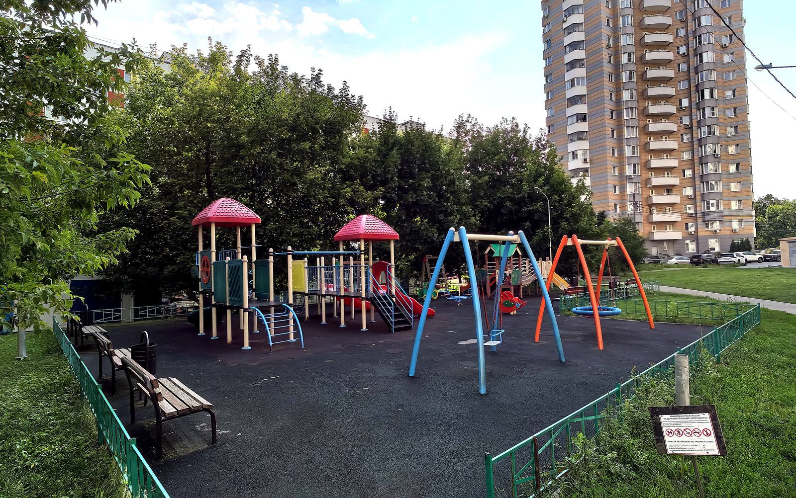 Детская площадка, общий вид